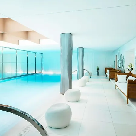 Hotel Le Royal Monceau Raffles Paris-3