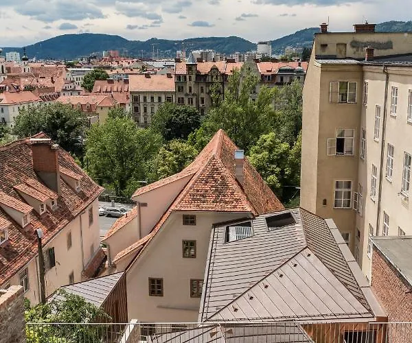 Kai 36 - Hotel zwischen Fels und Fluss Graz