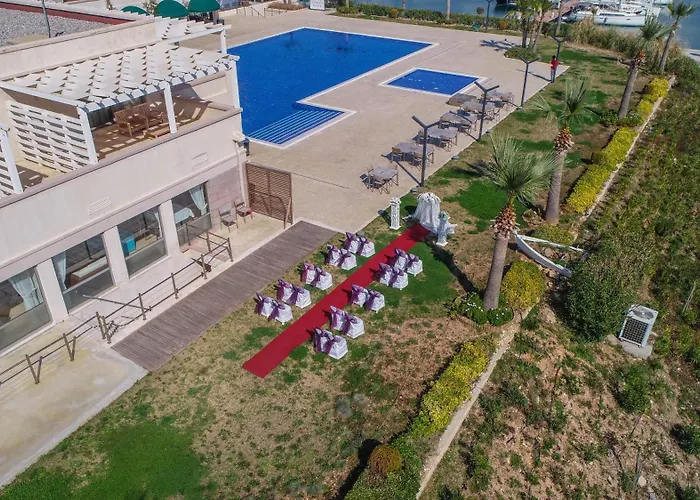 Hotel Yacht Club Didim