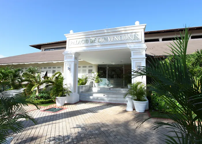 Bahia Principe Luxury Esmeralda All Inclusive - Newly Renovated (Adults Only) Punta Cana