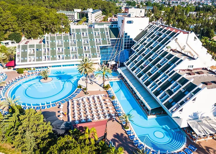 Queen's Park Resort Göynük Kemer