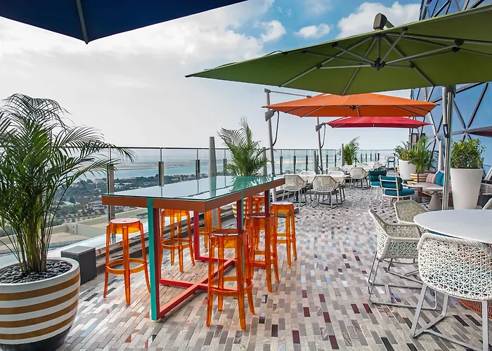 Hotel Andaz Capital Gate Abu Dhabi, By Hyatt