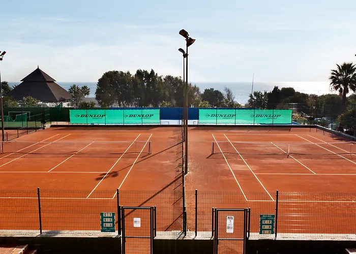 The Oasis By Don Carlos Resort (Adults Only) Marbella