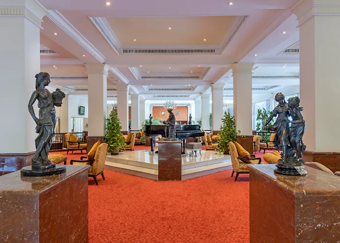 Seven Seas Hotel Blue Side