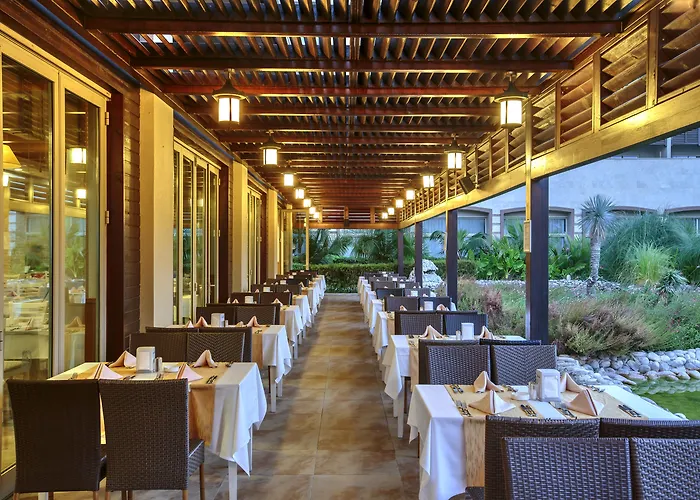 Sunis Kumköy Beach Resort Hotel&Spa Side