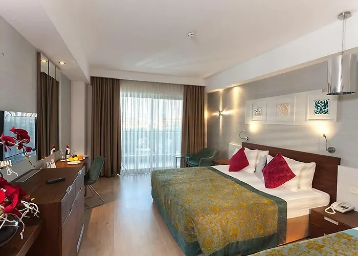 Seher Sun Palace Side