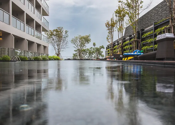 Golden Tulip Pattaya Beachfront Resort