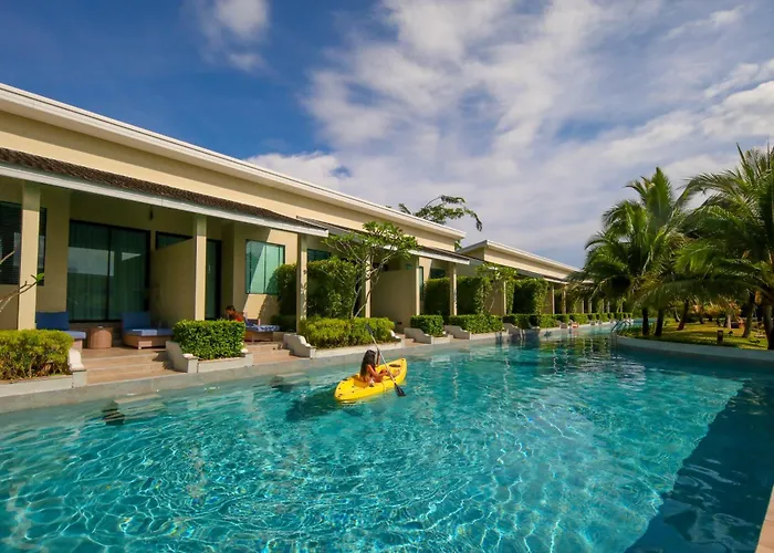 Craft Resort & Villas, Phuket Town - Scheduled Shuttle To Phuket Old Town