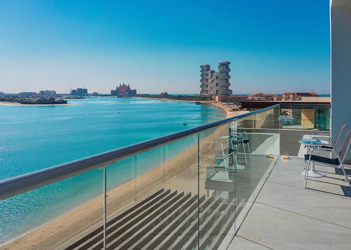 C Central Hotel And Resort The Palm Dubai