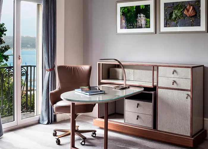 The Ritz-Carlton Hotel De La Paix, Genf