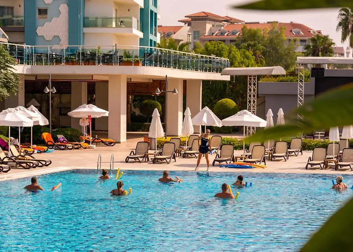 Commodore Elite Suites & Spa (Adults Only) Side