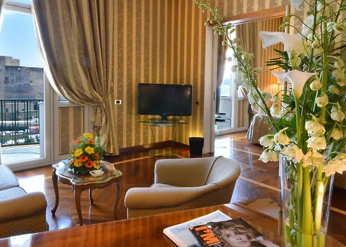 Grand Hotel Vesuvio Neapel