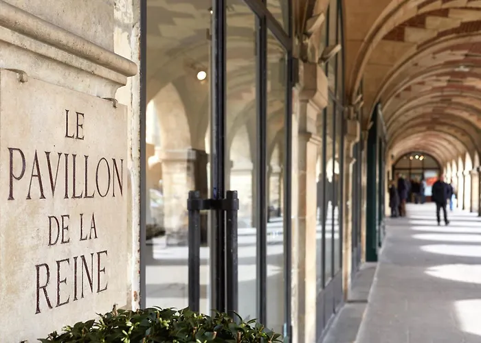 Le Pavillon De La Reine & Spa, Place Des Vosges Paris