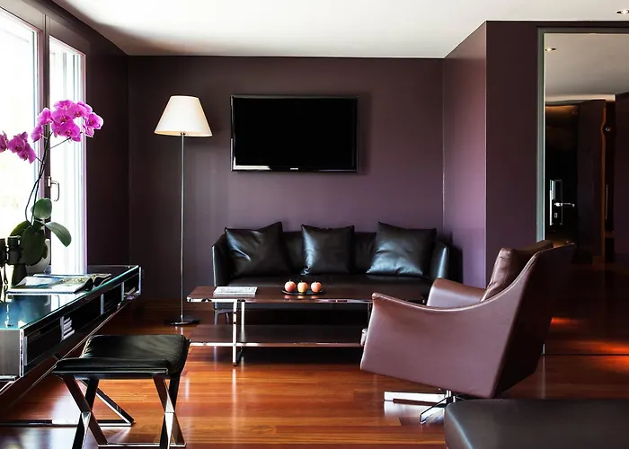 The Hotel Lucerne, Autograph Collection