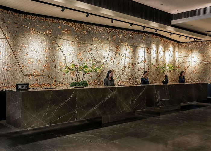 Hotel Doubletree By Hilton Bangkok Ploenchit