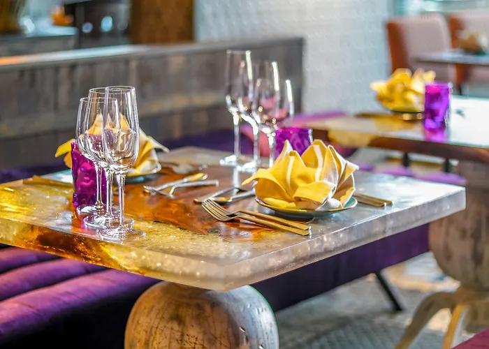 Hotel Crowne Plaza Muscat Ocec By Ihg