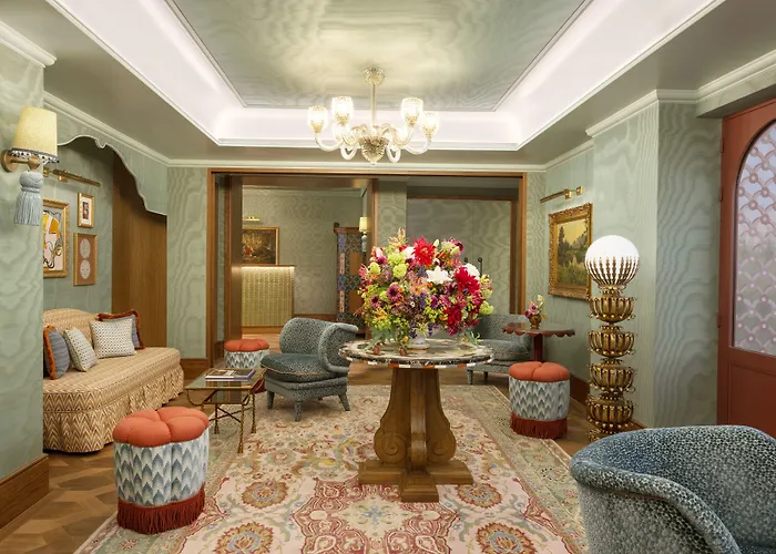 Hotel Le Grand Mazarin Paris