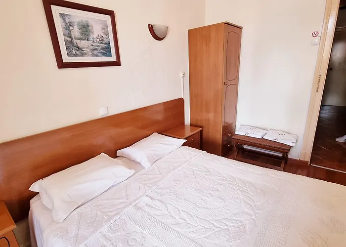 Hotel Bons Dias Lissabon