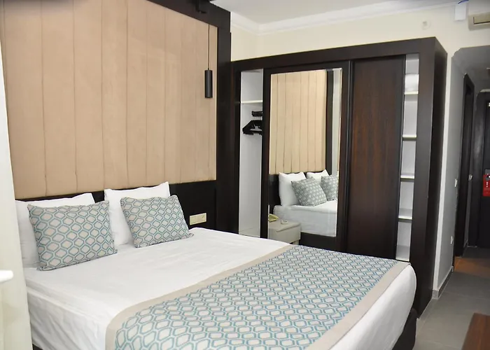 Lrs Hotels Lake River Side Hotel & Spa