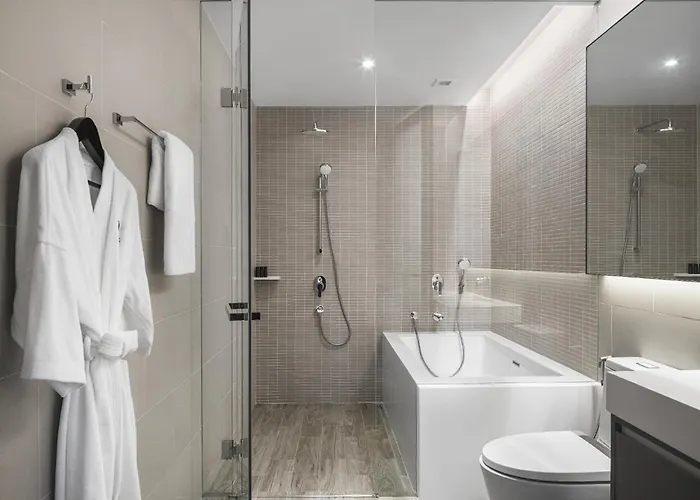 Oakwood Suites Bangkok