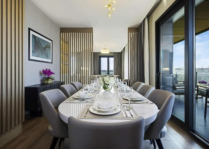 Hotel Movenpick Living Istanbul Camlivadi