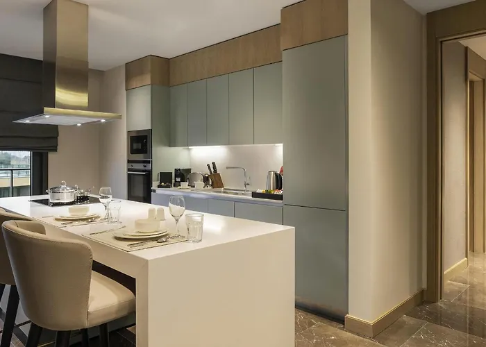 Hotel Movenpick Living Istanbul Camlivadi