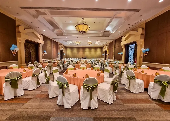 Garden Cliff Resort And Spa - SHA Extra Plus Pattaya
