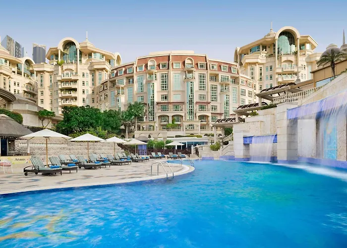 Swissotel Al Murooj Dubai