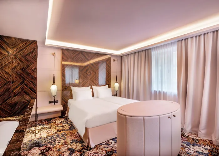 Hotel Topazz & Lamee Wien