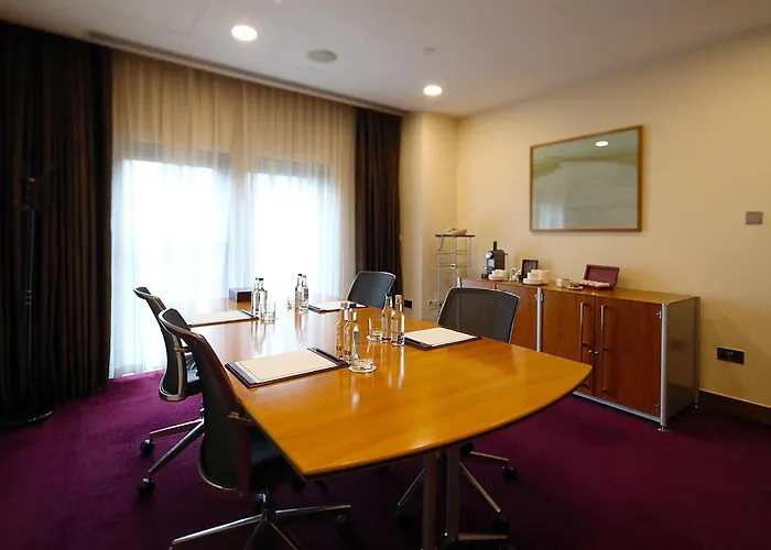 Canary Riverside Plaza Hotel London