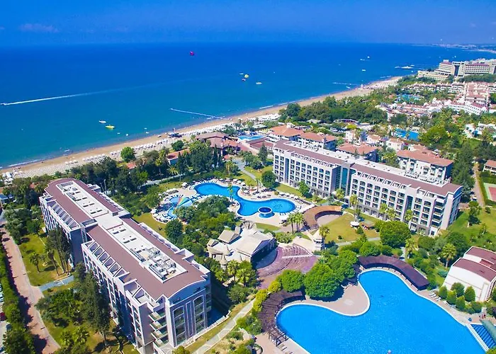 Horus Paradise Resort Side