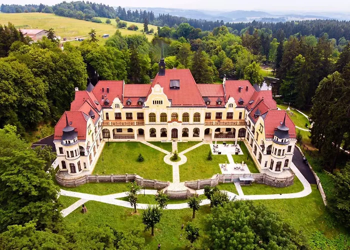 Rubezahl-Marienbad Luxury Historical Castle Hotel&Golf-Castle Hotel Collection