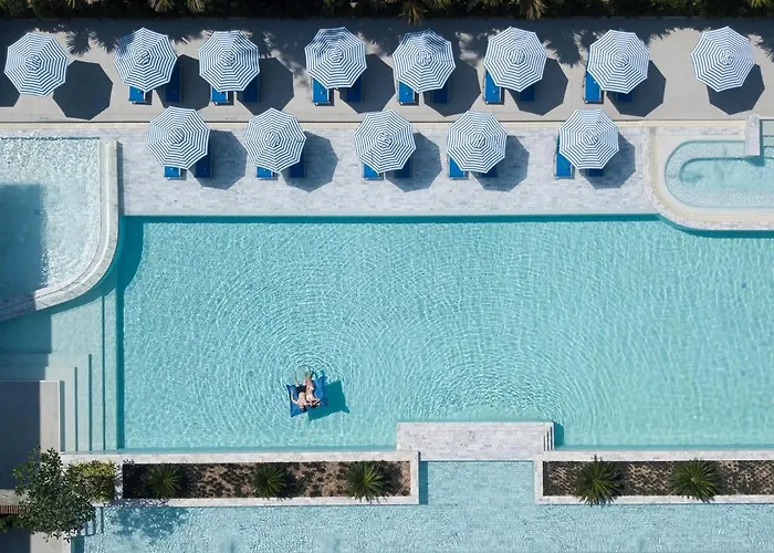 Seabed Grand Hotel Phuket - SHA Extra Plus